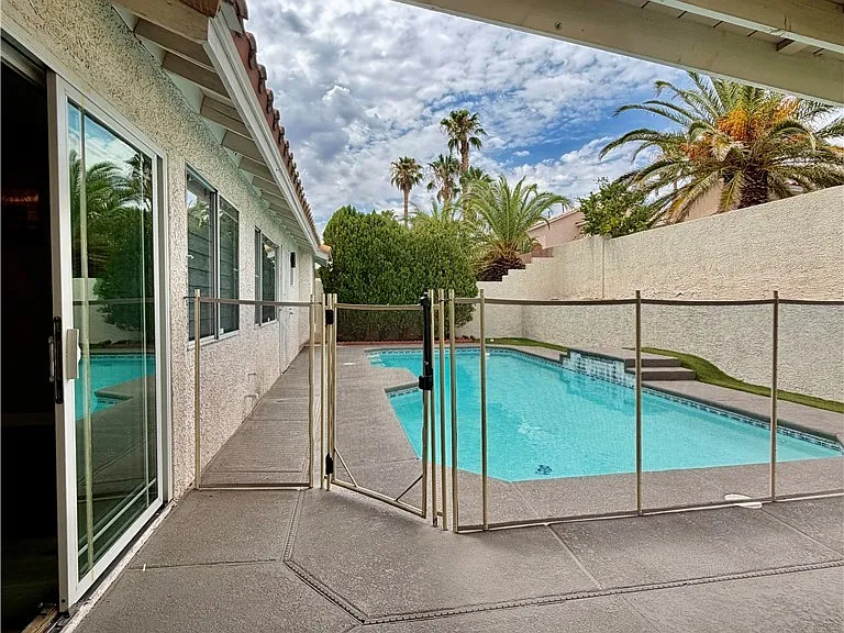 3121 Siena Cir — Photo 20