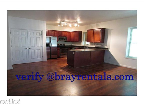 1214 Walnut Ave-wm-kitchen3