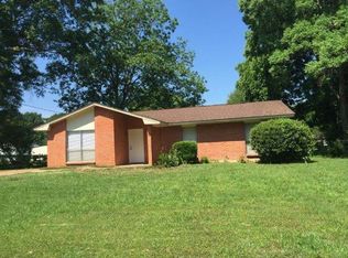 130 Graylynn Dr, Prattville, AL 36066
