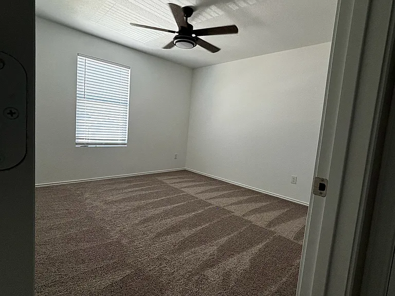2436 Hunter Peak — Photo 19