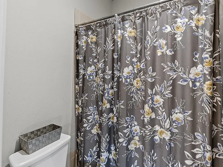 508 Hidden Creek Way — Photo 32