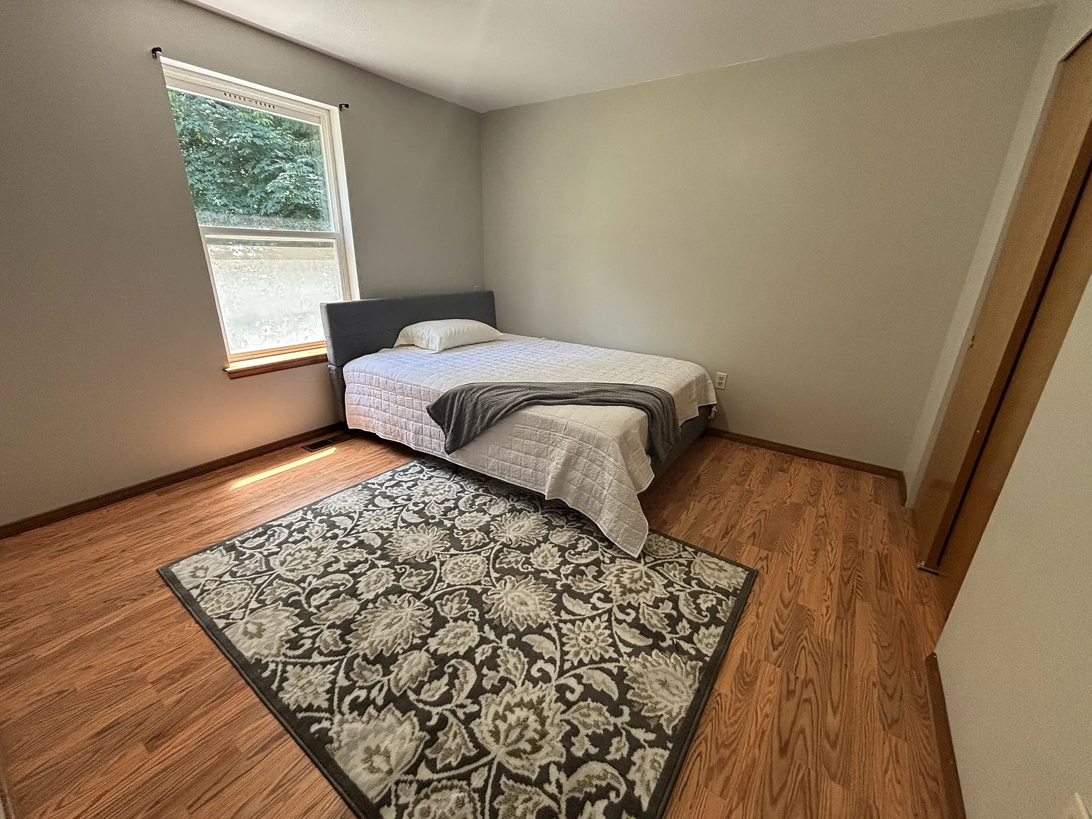 1 bed, 1817 sqft, $1,000 — Photo 1