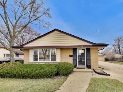 8512 W Crain St, Niles, IL, 60714