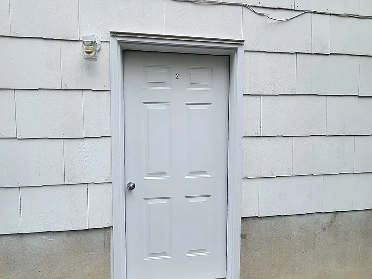 14 Brook St #3 — Photo 2
