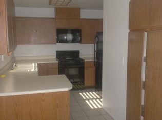 570 Kristin Ln, Henderson, NV 89011