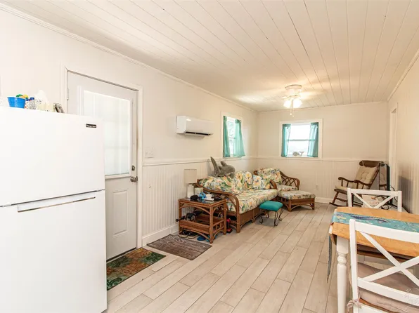 2931 Holley Point Rd, Navarre, FL 32566