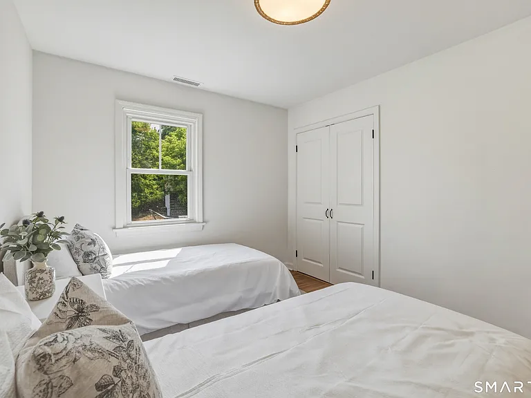 69 Daniel Ave — Photo 18