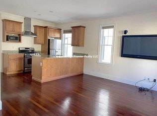 12 Marney St #2, Cambridge, MA 02141