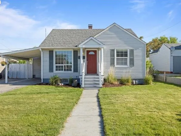 499 E Ridgeway Ave, Hermiston, OR 97838