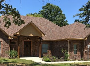 299 Riverwood Dr, Longview, TX 75603