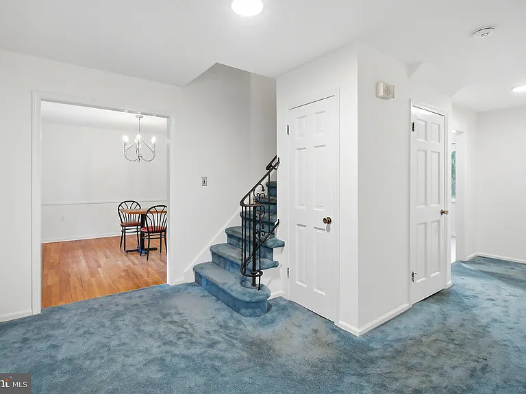 7 Hathaway Dr — Photo 9