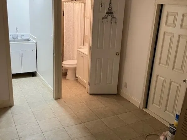 14905A Pinecrest Rd #A, Tampa, FL 33613