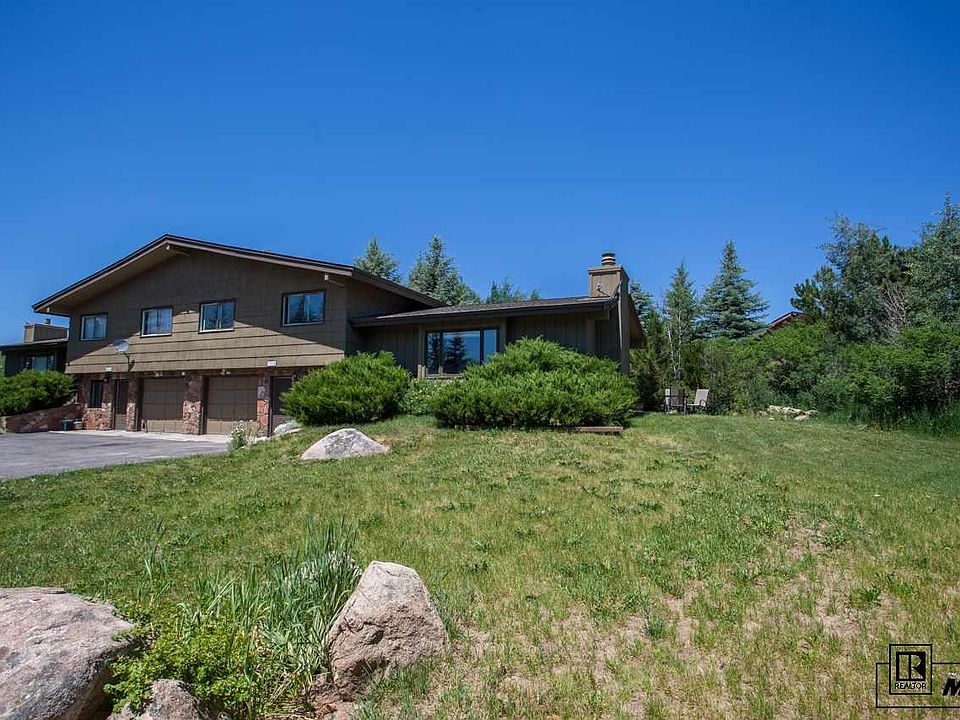 1st image of 2025 Montview Ln