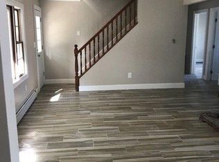 154 Duckpond Dr N, Wantagh, NY 11793