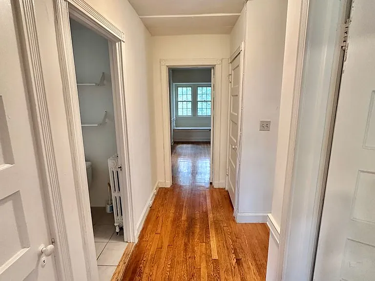 4422 Greenwich Pkwy NW — Photo 30