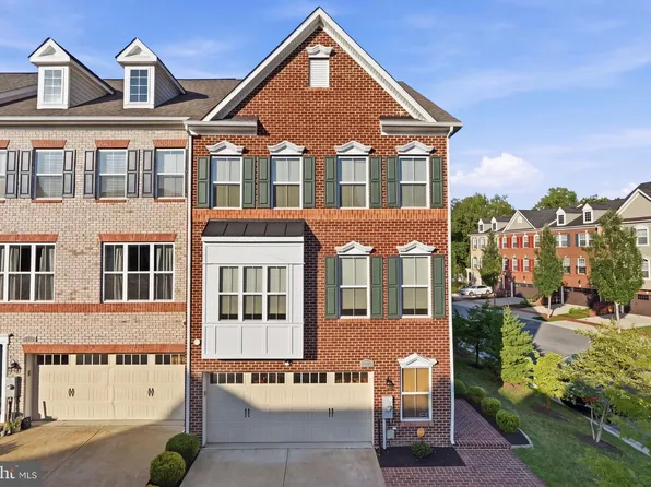 2818 Medstead Ln, Upper Marlboro, MD 20774