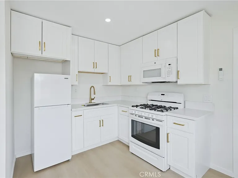 11633 Terradell St #B — Photo 2