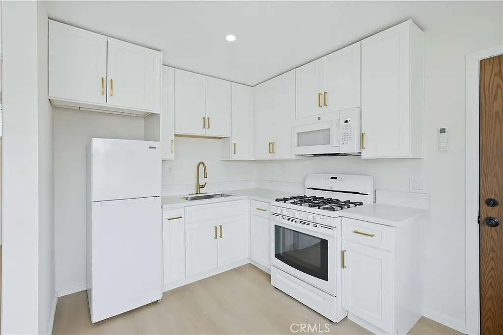Building Photo - 11633 Terradell St #B