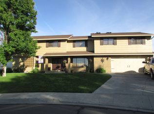 1055 W Judith Pl, Hermiston, OR 97838