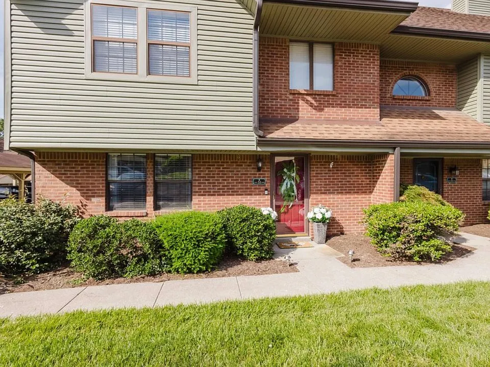 3441 Laredo Dr #52
