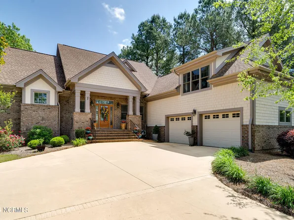 104 Evergreen Drive, Wallace, NC 28466