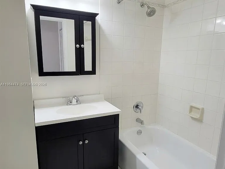 721 SW 148th Ave — Photo 10