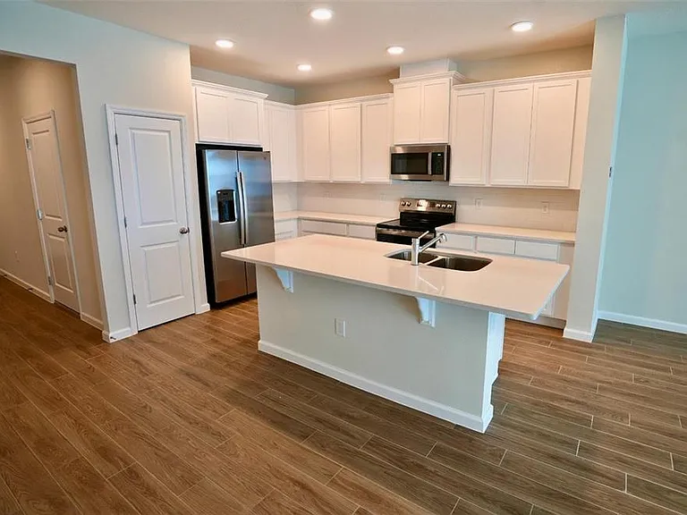 14819 Harvest St — Photo 8