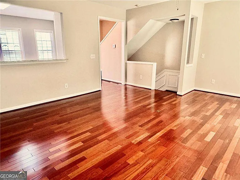 3389 Lathenview Ct — Photo 3