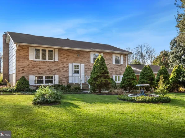 513 Sellrus Ct, Fallston, MD 21047