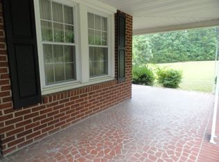 6400 Mitchell Rd, Ridgeway, VA 24148