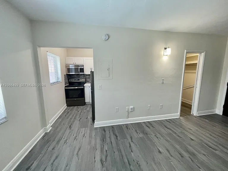 218 Santillane Ave #21 — Photo 7