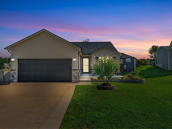 3rd image of 229 Rachel Ct