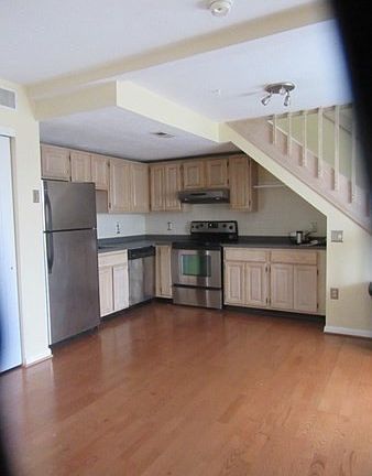 4th image of 200 Falls Blvd Unit D107
