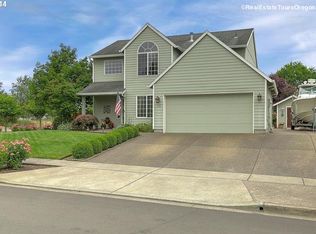 312 E Edgewood Dr, Newberg, OR 97132