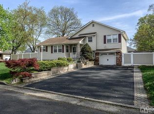 901 Valley St, South Plainfield, NJ 07080