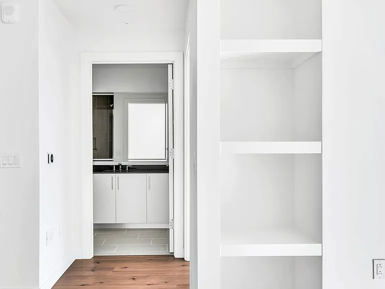 1212 Demonbreun St #1210 — Photo 24