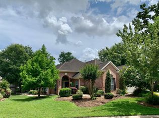 2 Bloomsbury Ct, Conroe, TX 77384