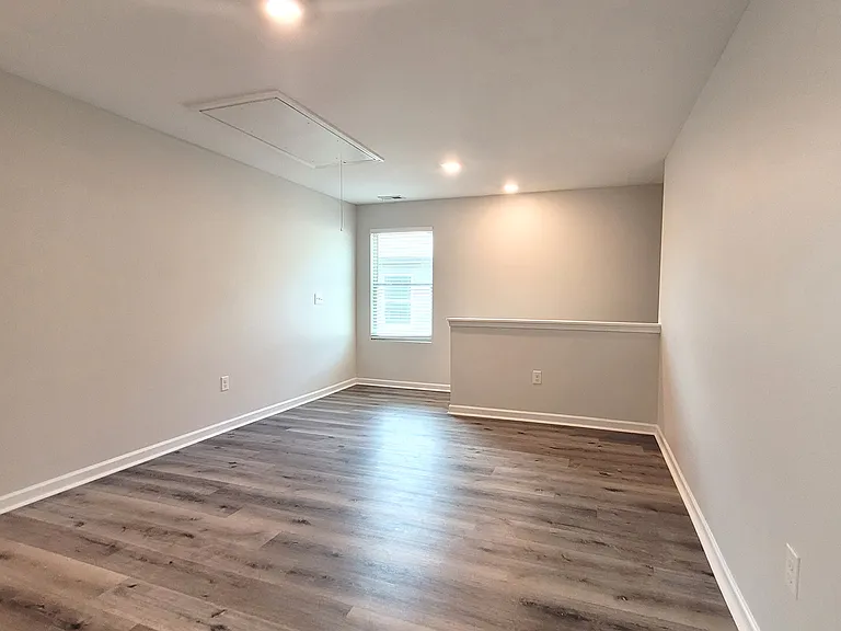 7934 Rudder Cir S — Photo 29