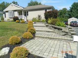 413 Stevens Rd, Swansea, MA 02777