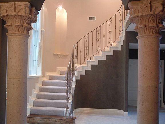 Flowing Staircase