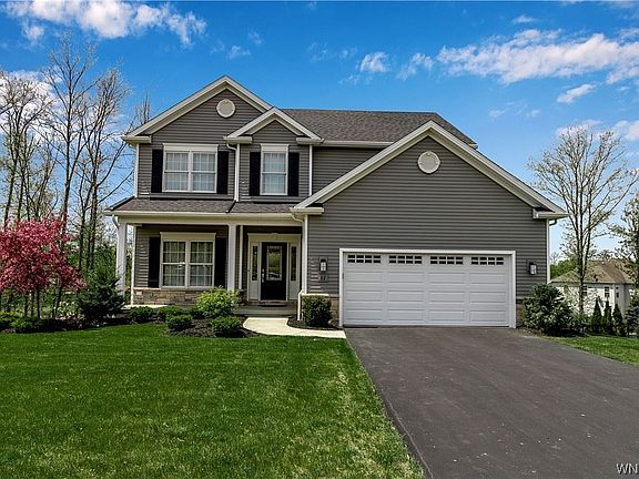 2nd image of 82 Arrowood Ln