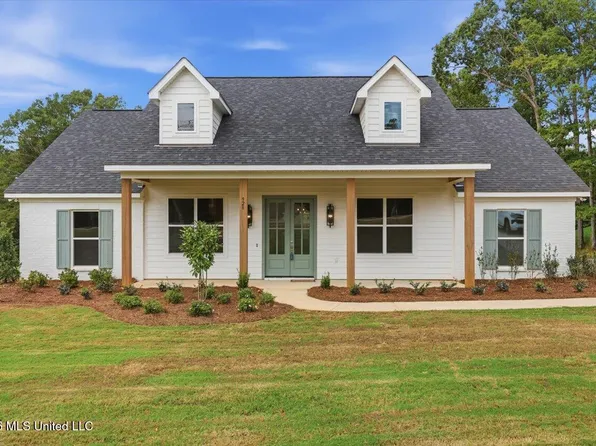 928 Mullican Rd, Florence, MS 39073
