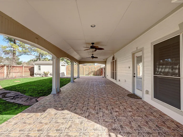 8903 Aberdeen Park Dr — Photo 17