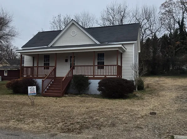 213 Cooke St, Franklinton, NC 27525
