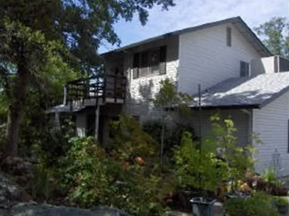 5688 Cox Dr, Valley Springs, CA 95252