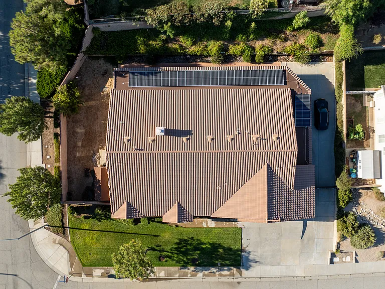 5512 Las Brisas Ter — Photo 32