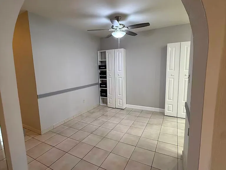 10020 SW 83rd St — Photo 10