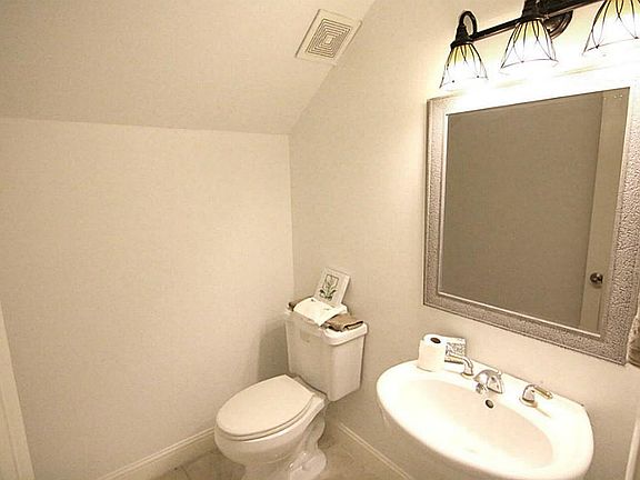 5th image of 7655 S Braeswood Blvd APT 37