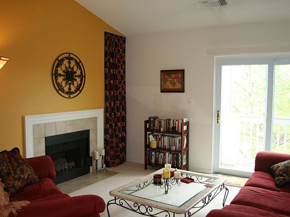 3rd image of 20285 Beechwood Ter Unit 300