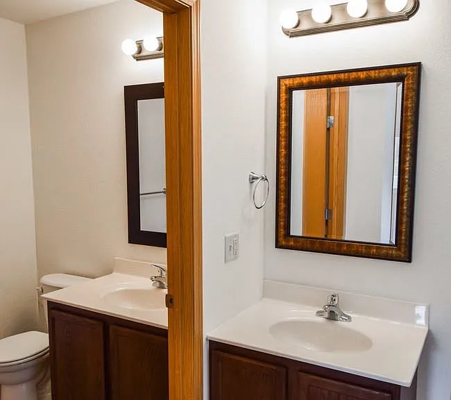 Cedar Meadow Apartments — Photo 2